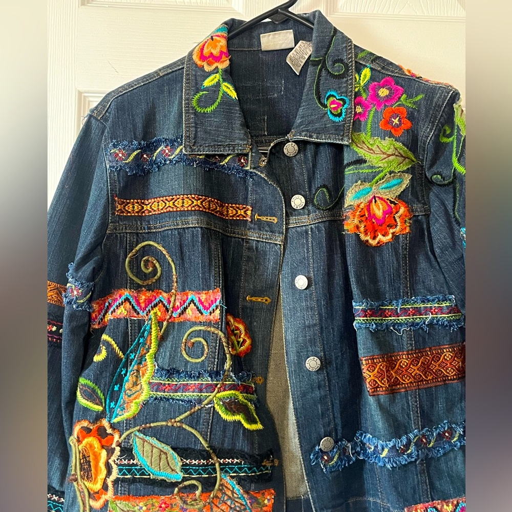 Chicos SZ 1 lightweight Jean jacket with embroidery and colorful details.